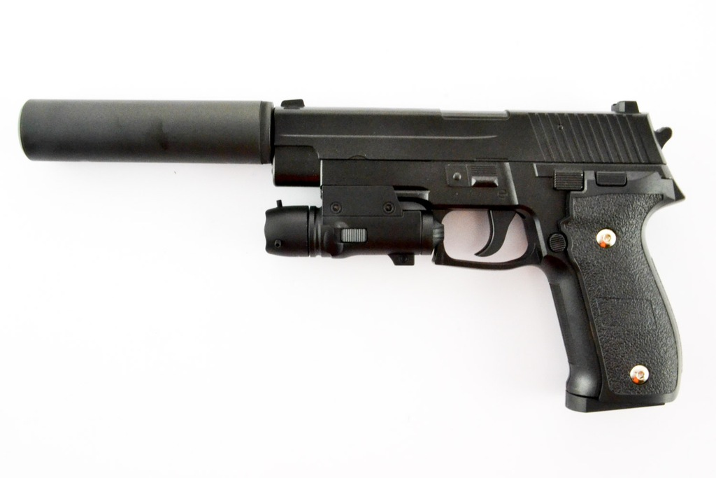 Airsoftová pistole P226 s tlumičem